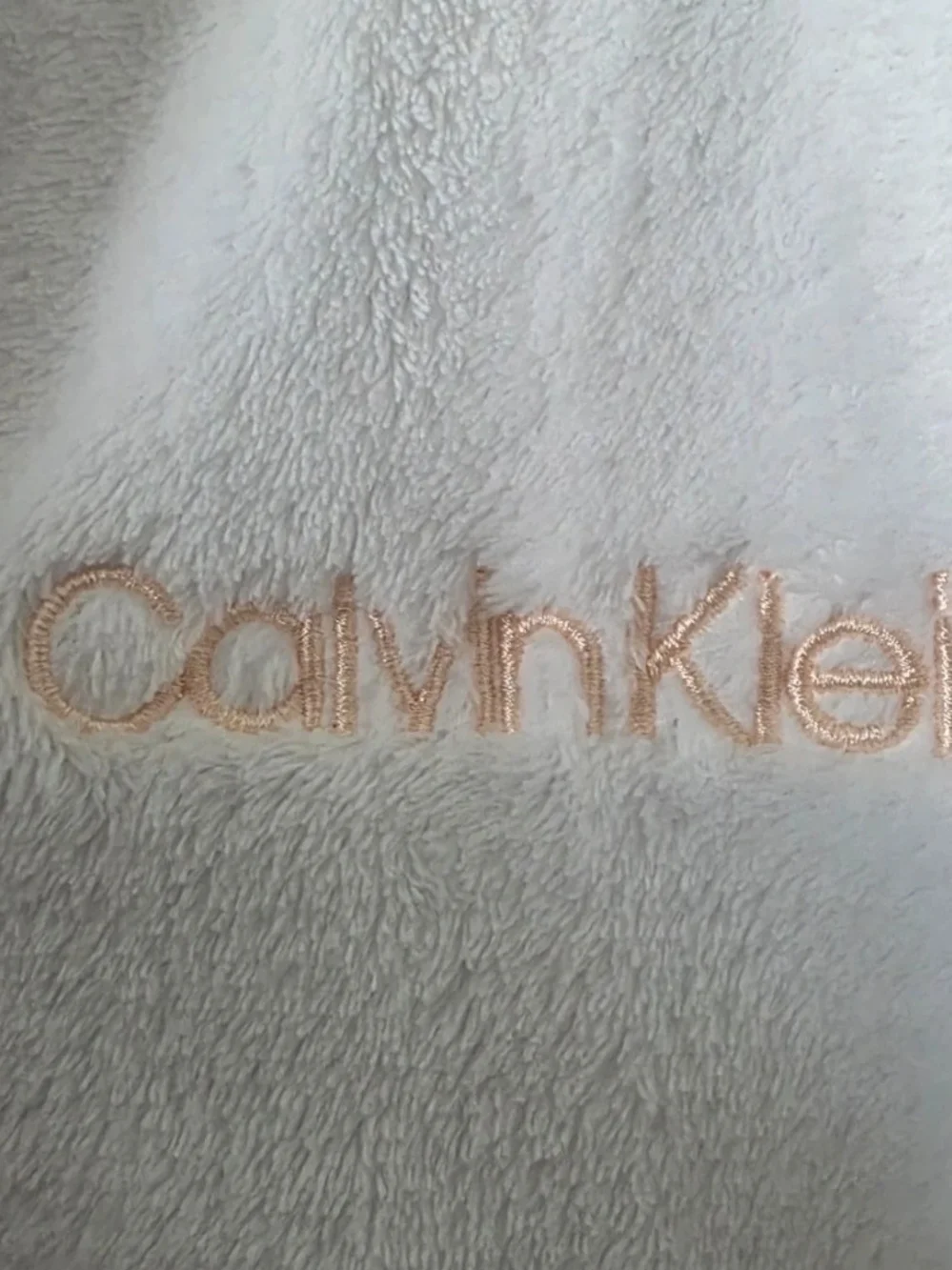 Calvin Klein White Plush Shawl-Collar Robe with Tie Belt